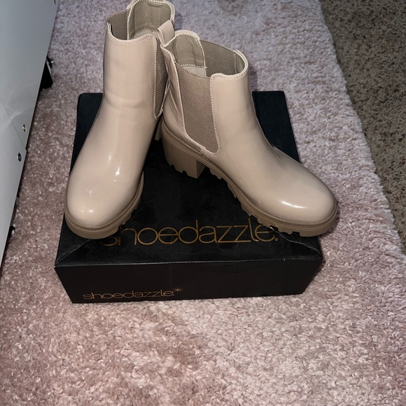 Shoedazzle roonie booties - Picture 3 of 5